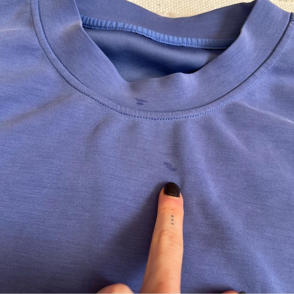 COPY - Lululemon Softstreme Perfectly Oversized Cropped Crew 4 - Picture 3 of 10